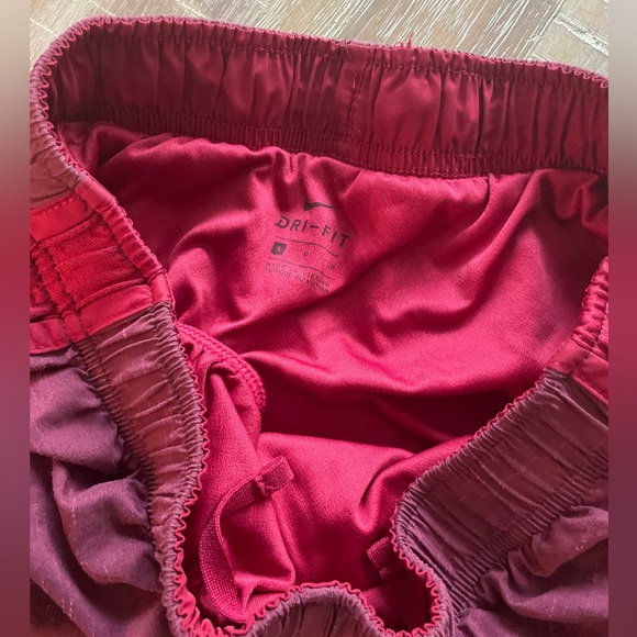Nike Dri-FIT Tempo Running Shorts Heathered Maroon Burgundy Small - Picture 2 of 3